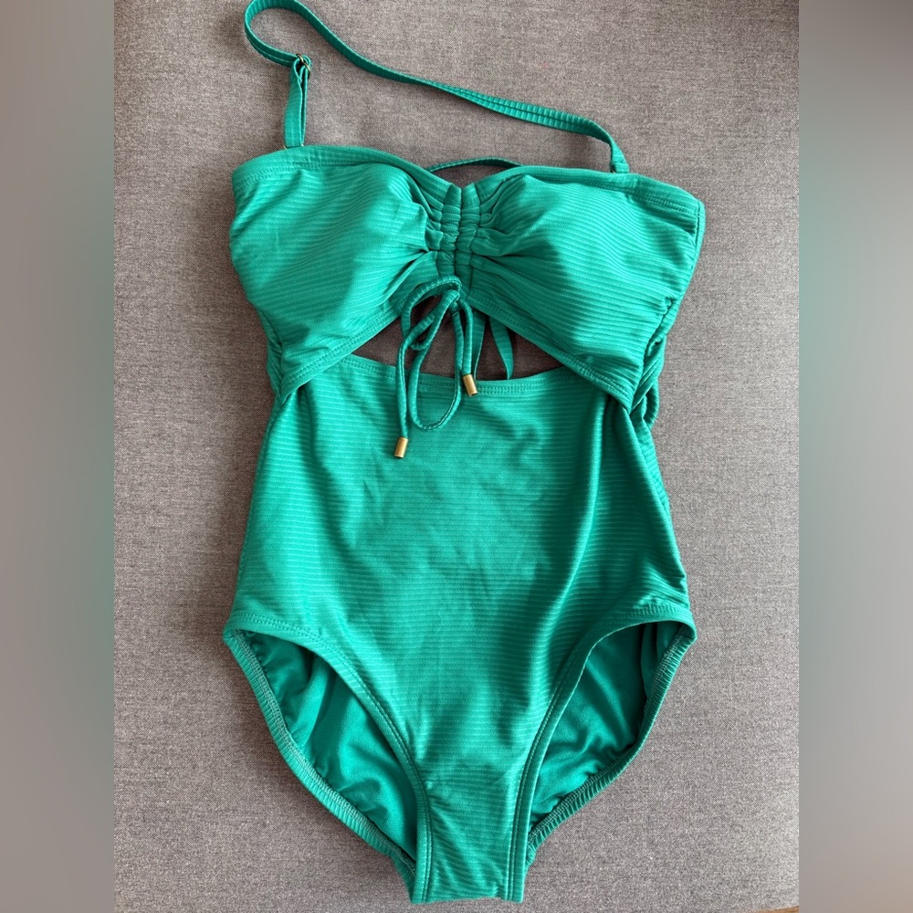 Time and Tru Green One Piece Swimsuit with Sweetheart Neckline